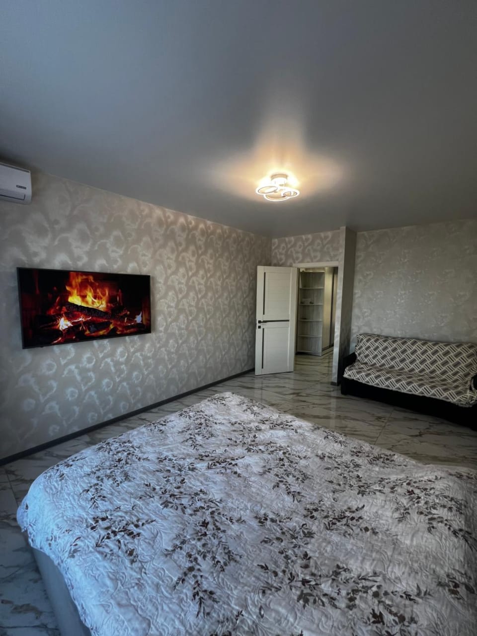 Комфортна, сучасна квартира в ЖК Учительський Apartment in Ukraine