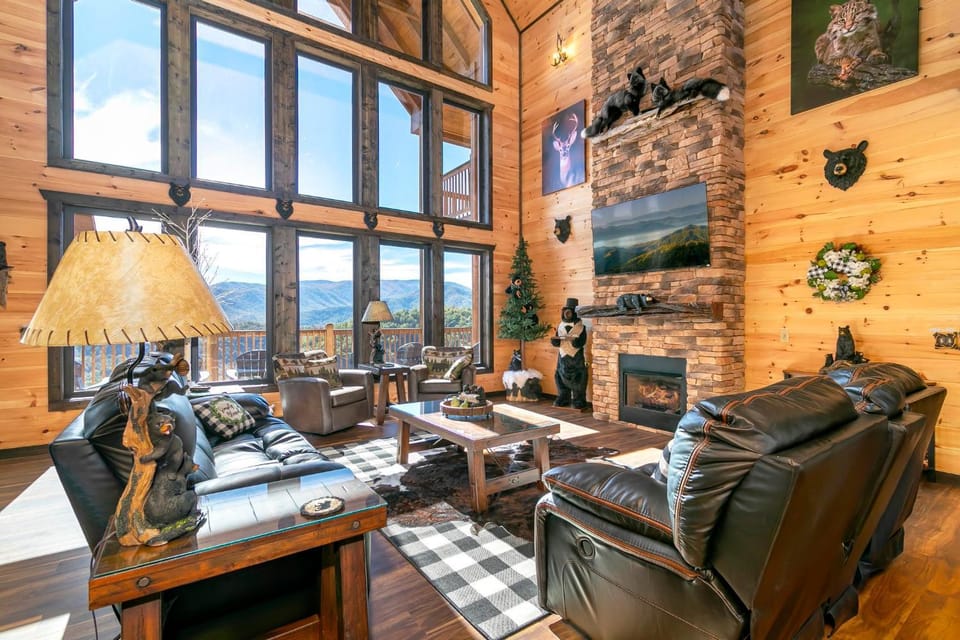 Luxury Cabin w All-Inclusive Resort Amenities Cabin in Pigeon Forge