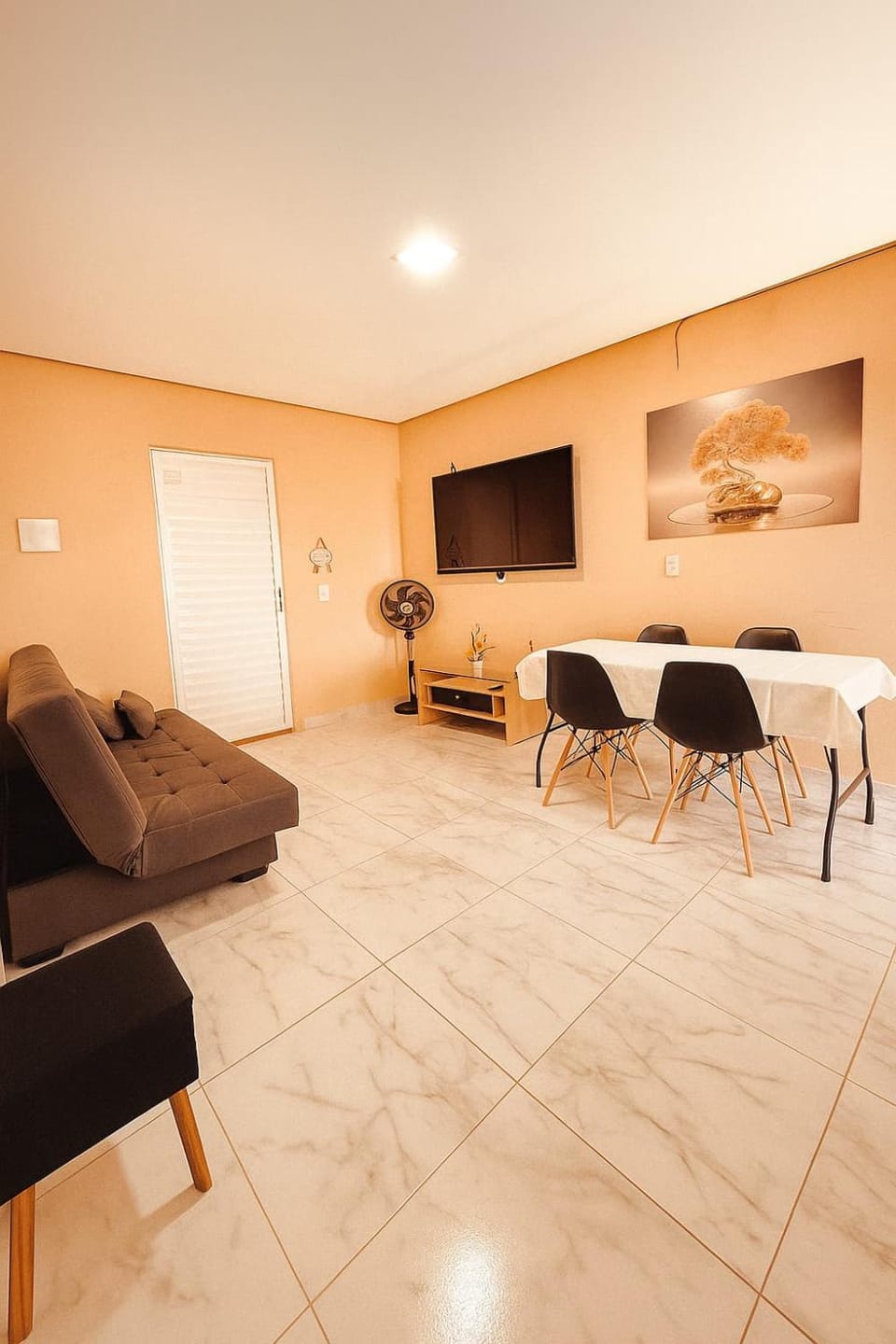 Communal lounge/ TV room, Living room