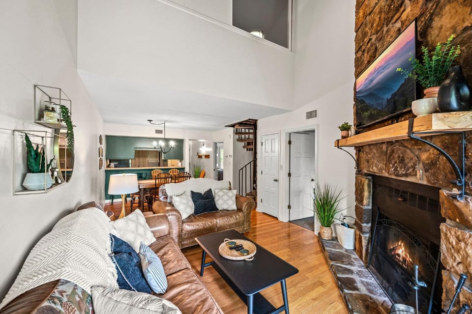 Gracious Oasis by Avada Properties House in Gatlinburg