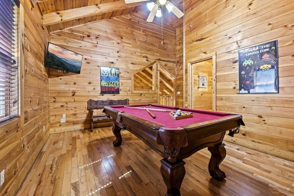 Good Times by Avada Properties House in Gatlinburg