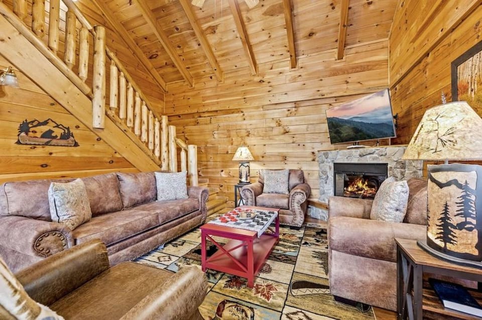 Good Times by Avada Properties House in Gatlinburg