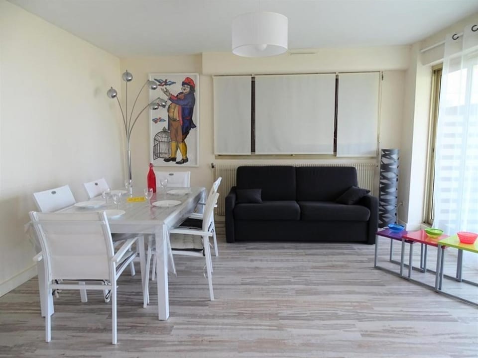 Résidence Bougainvilliers - Arcachon, front de mer au cœur de l’hyper-centre. MAE-9264 Apartment in Arcachon