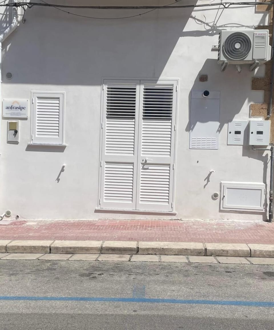 Anfrasipe apartment House in Terrasini