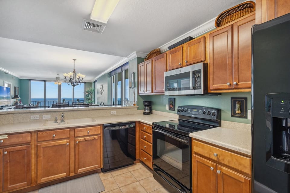 Emerald Dolphin Unit 1450 House in Pensacola Beach