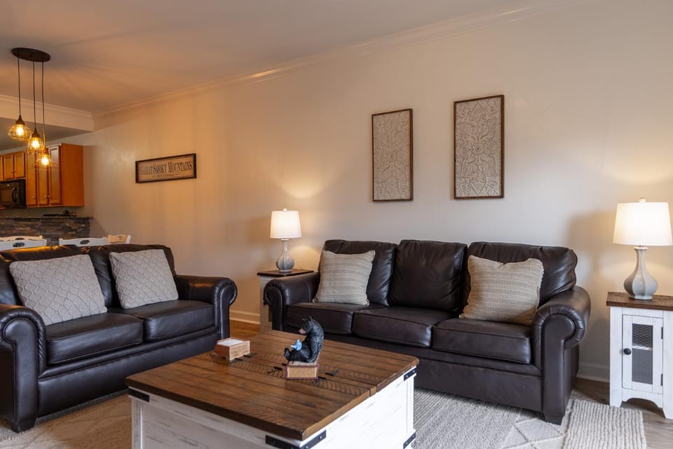 Cozy Vista Condo by Avada Properties House in Pigeon Forge