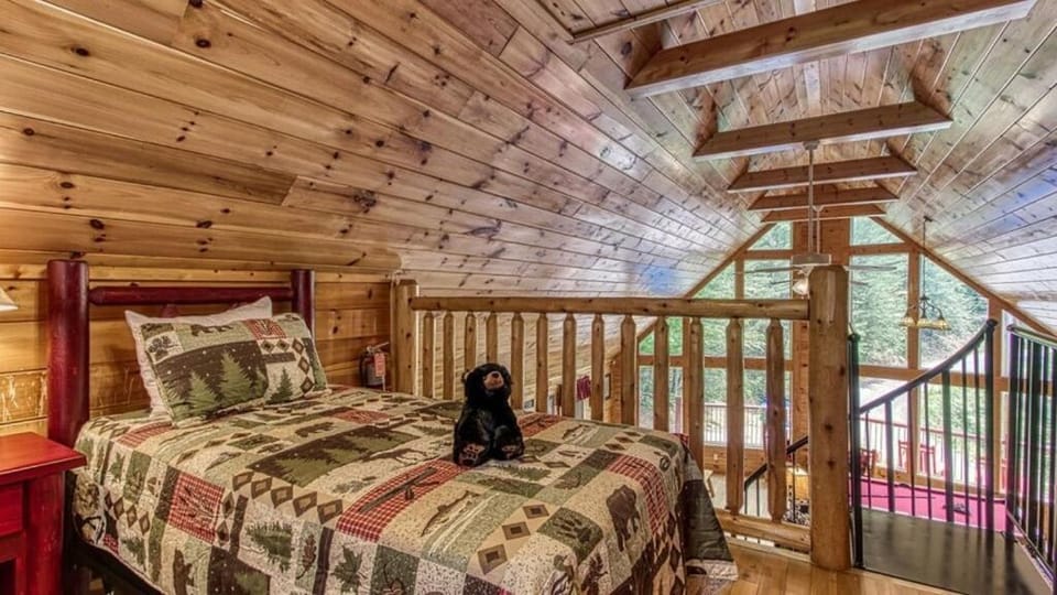 Cant Bear to Leave by Avada Properties House in Sevier County