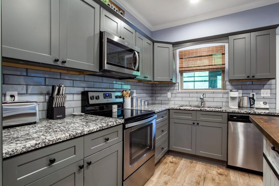 Cades Cove Paradise by Avada Properties House in Sevier County
