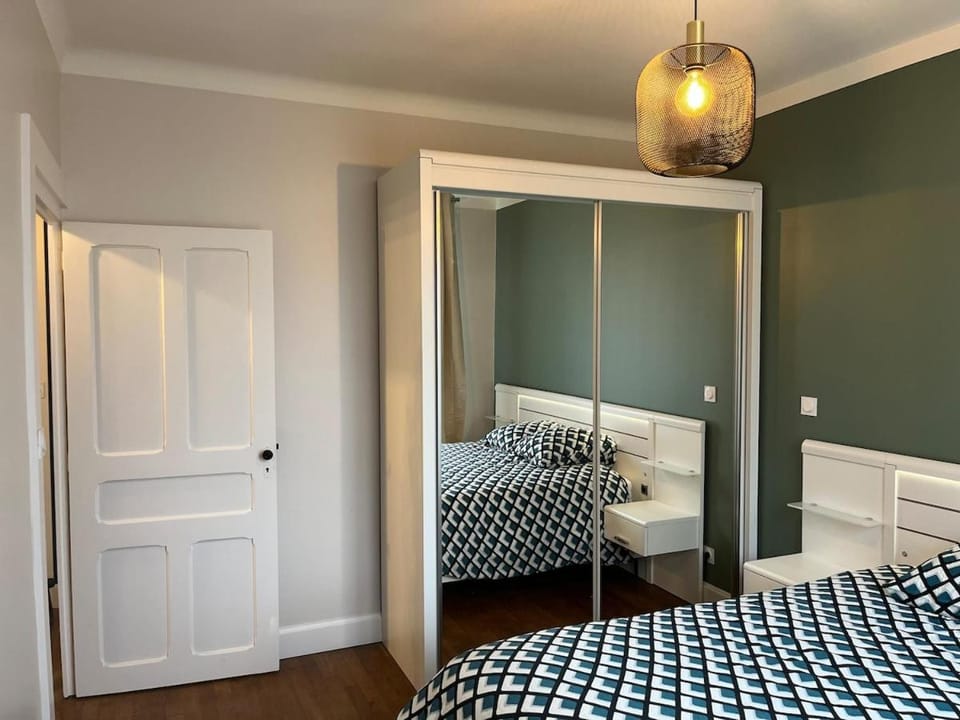 Appartement Quartier Jardin Public Apartment in Nouvelle-Aquitaine