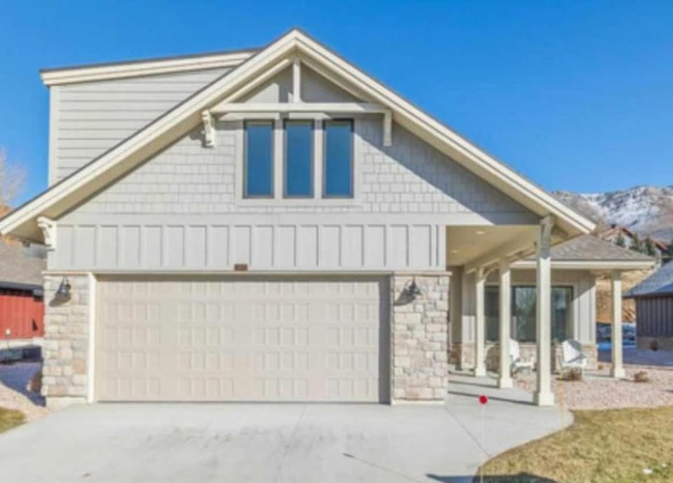 New Scenic Trappers Ridge Retreat in Eden with Stunning Views of Ogden Valley House in Eden