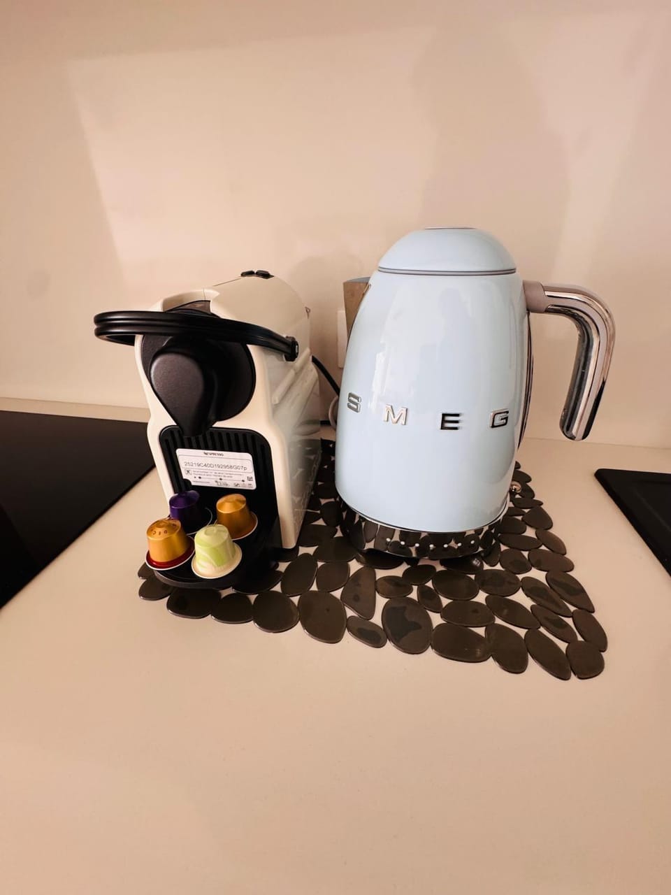 Coffee/tea facilities, kitchen