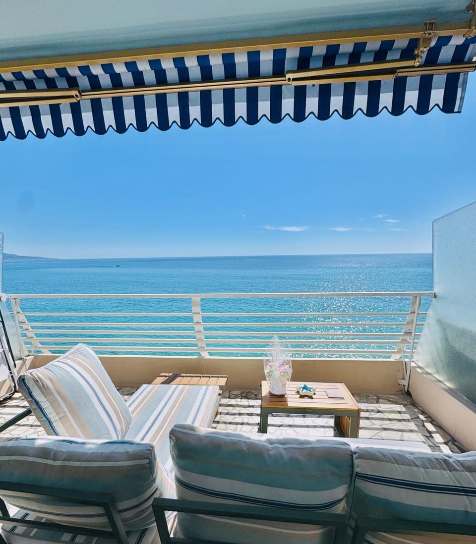 Day, Natural landscape, View (from property/room), Balcony/Terrace, Seating area, Sea view