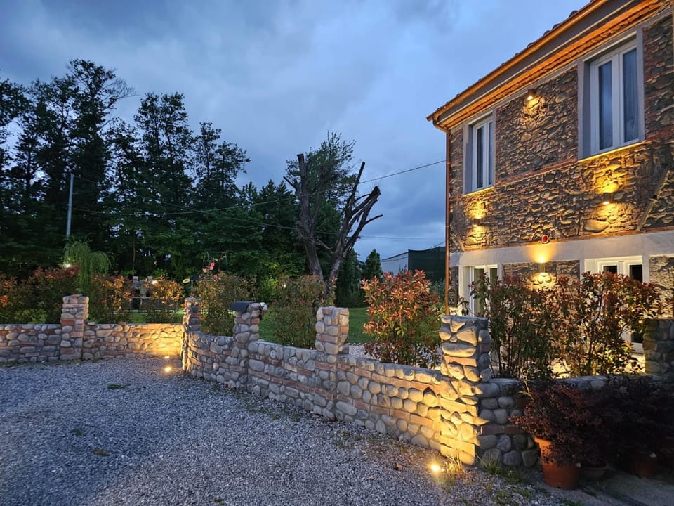 Il PARADISO Di LUNA Villa in Capannori