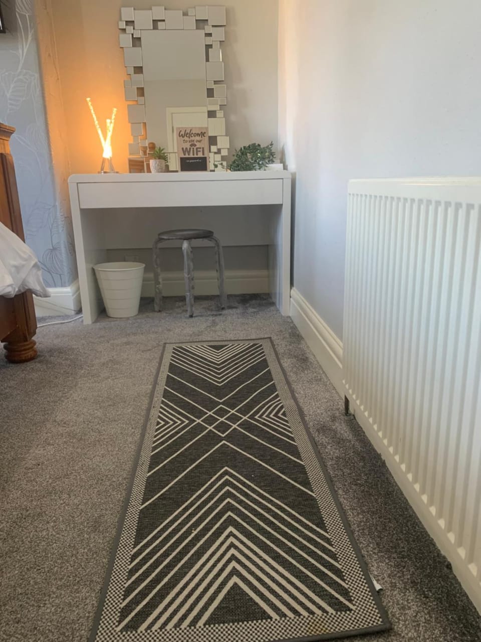 Bright and Cozy Private Room Vacation rental in Oldbury