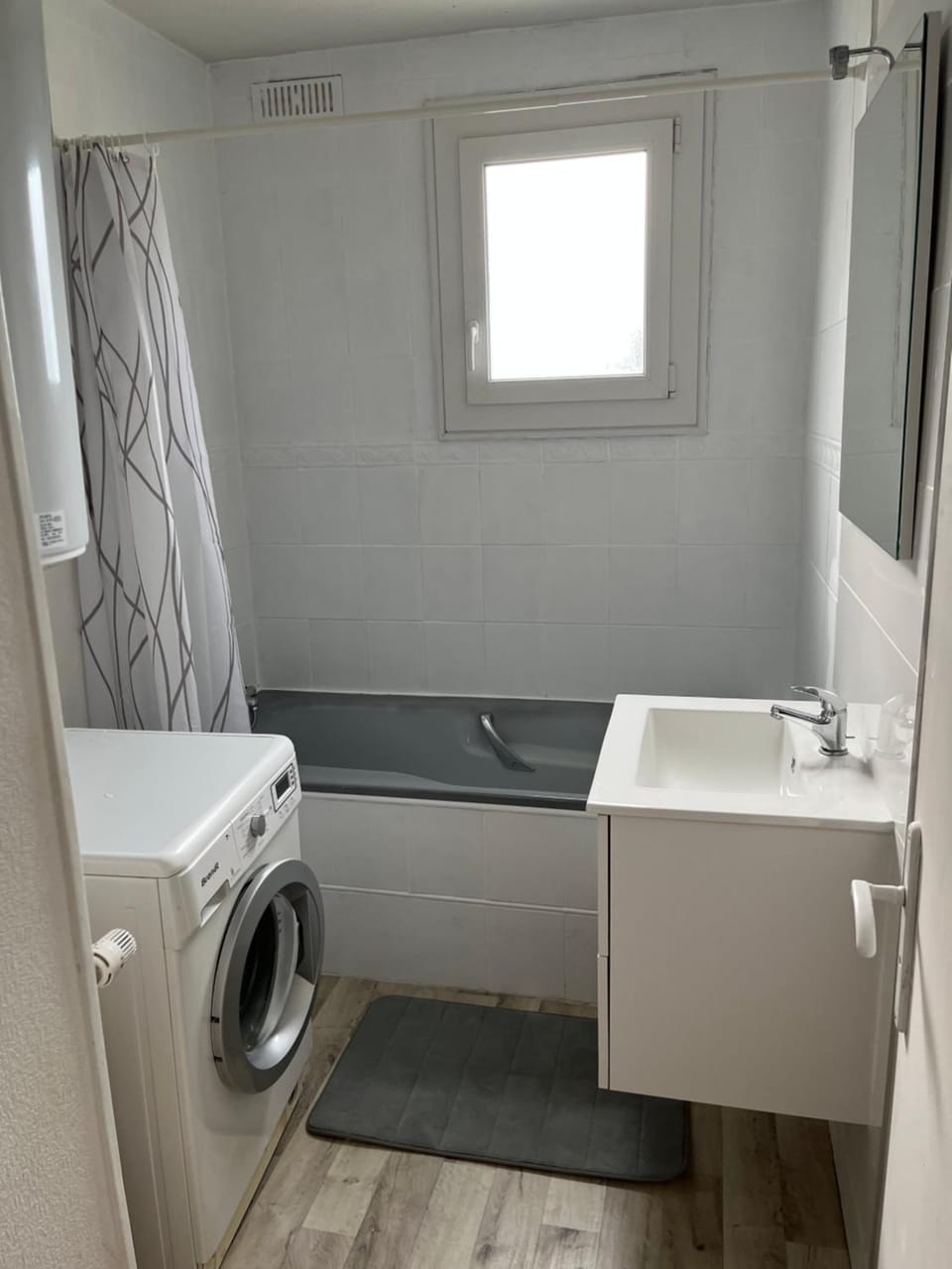 Logement entier T5 Apartment in Alençon
