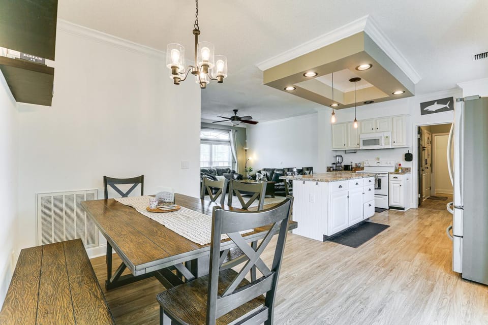 Remote-Work Friendly: Lehigh Acres Family Home House in Lehigh Acres