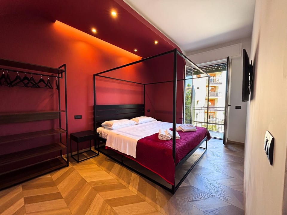 Bed, Photo of the whole room, Bedroom, wardrobe