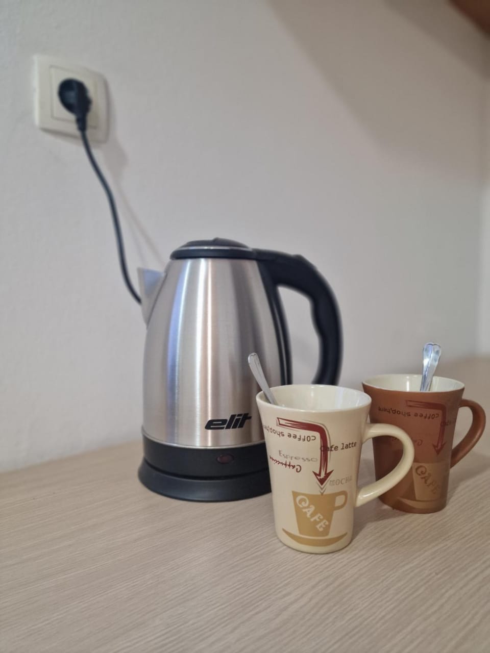 Coffee/tea facilities, Kitchen or kitchenette