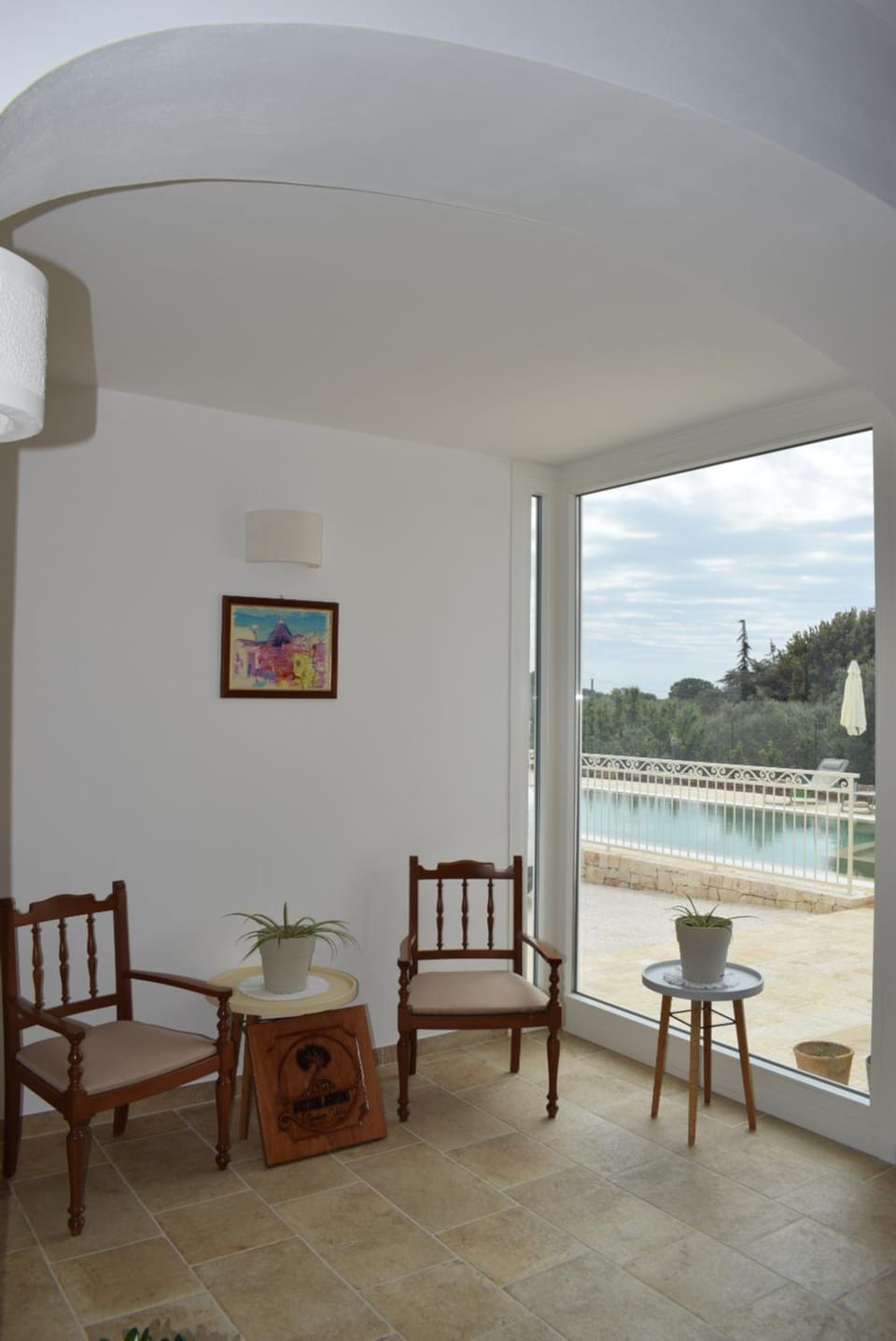 Seating area, Pool view