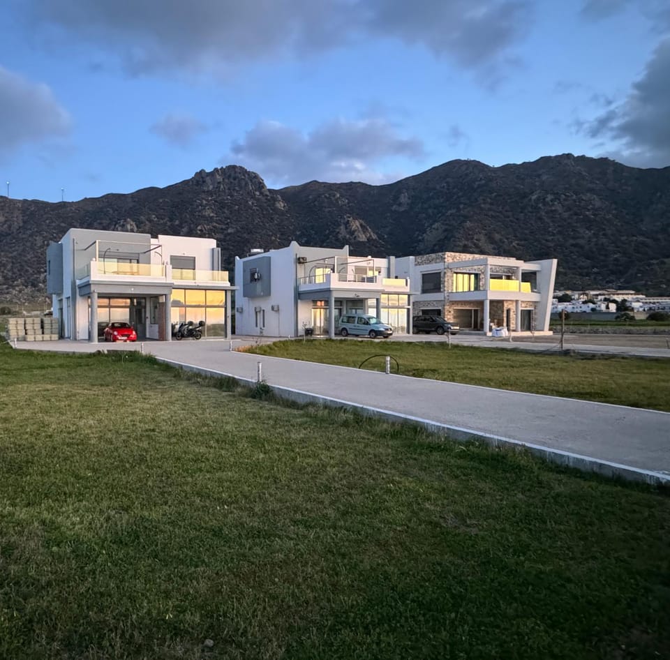 Property building, Garden