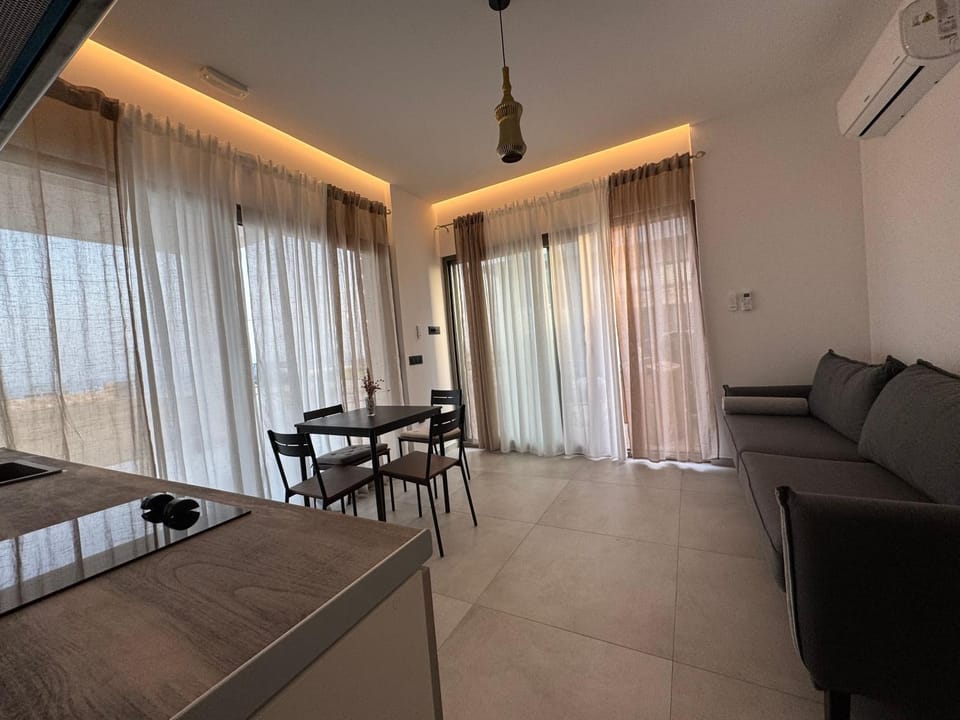 Living room, Seating area, Dining area