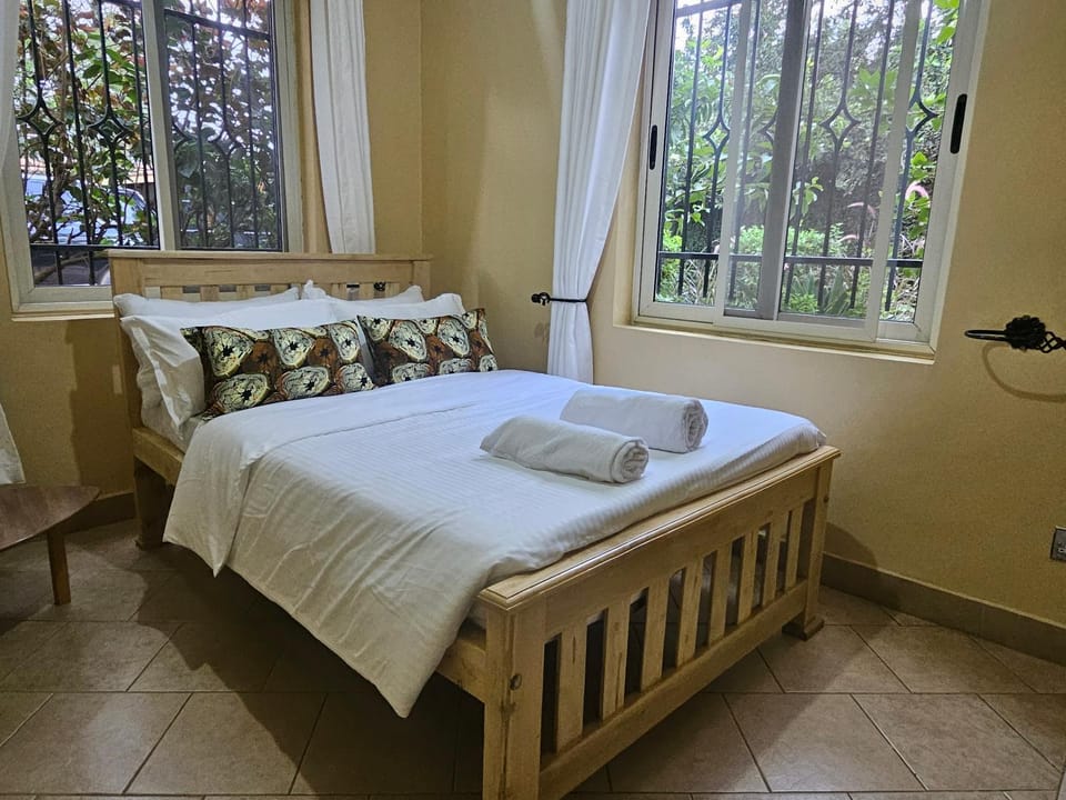 Cosy, private and modern House in Kampala