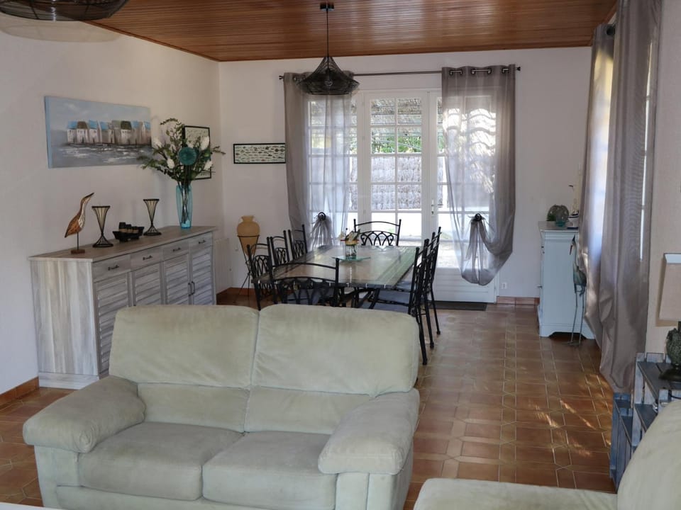 Maison bord de mer calme à Jard-sur-Mer avec grand jardin clos - FR-1-336-162 House in Pays de la Loire