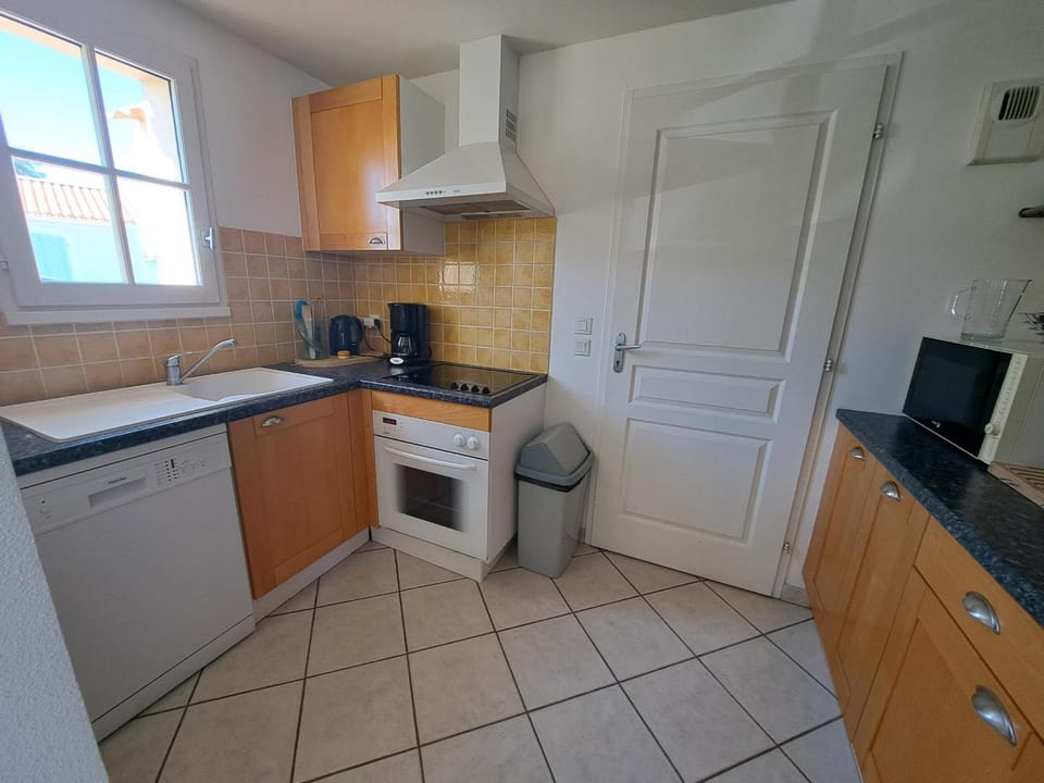 Maison charmante pour 6 personnes, résidence calme avec piscine privée - FR-1-323-578 House in Saint-Jean-de-Monts