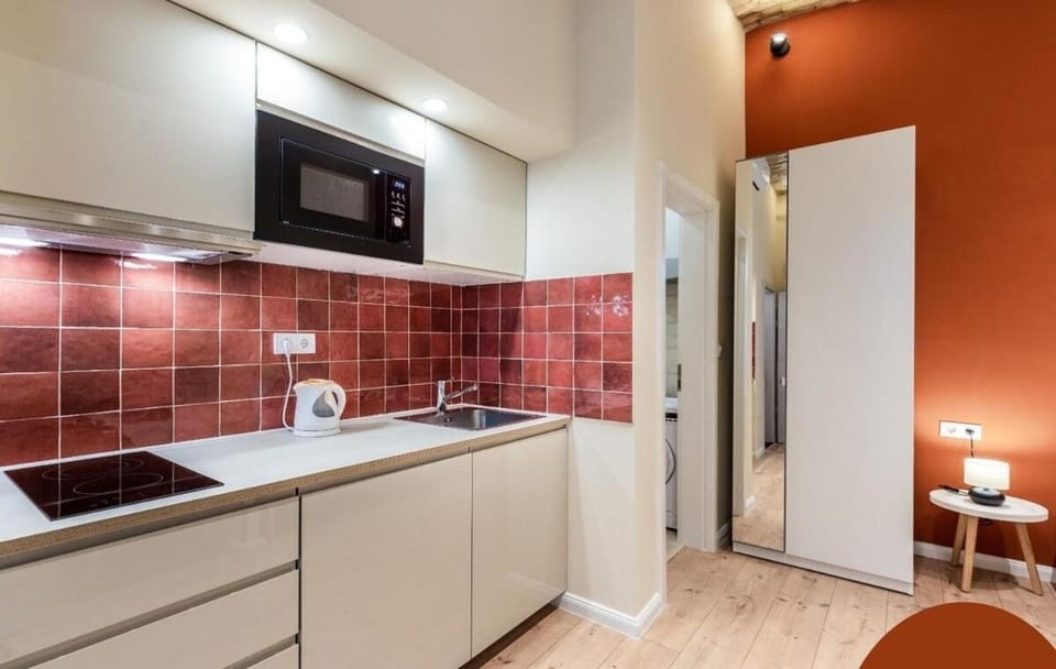 Kitchen or kitchenette