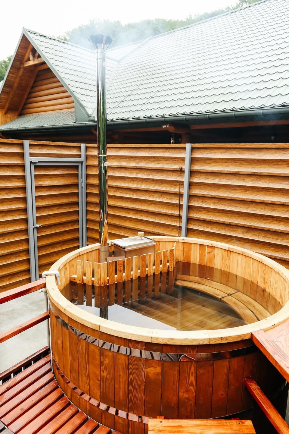 Hot Tub, Sauna