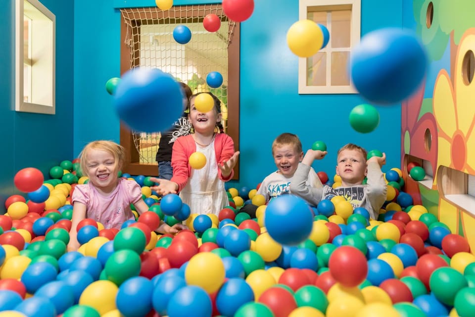 People, Decorative detail, Kids's club, children