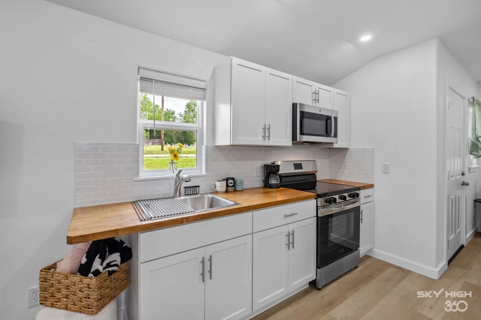 The Duke- Decatur Family Tiny Home House in Arkansas