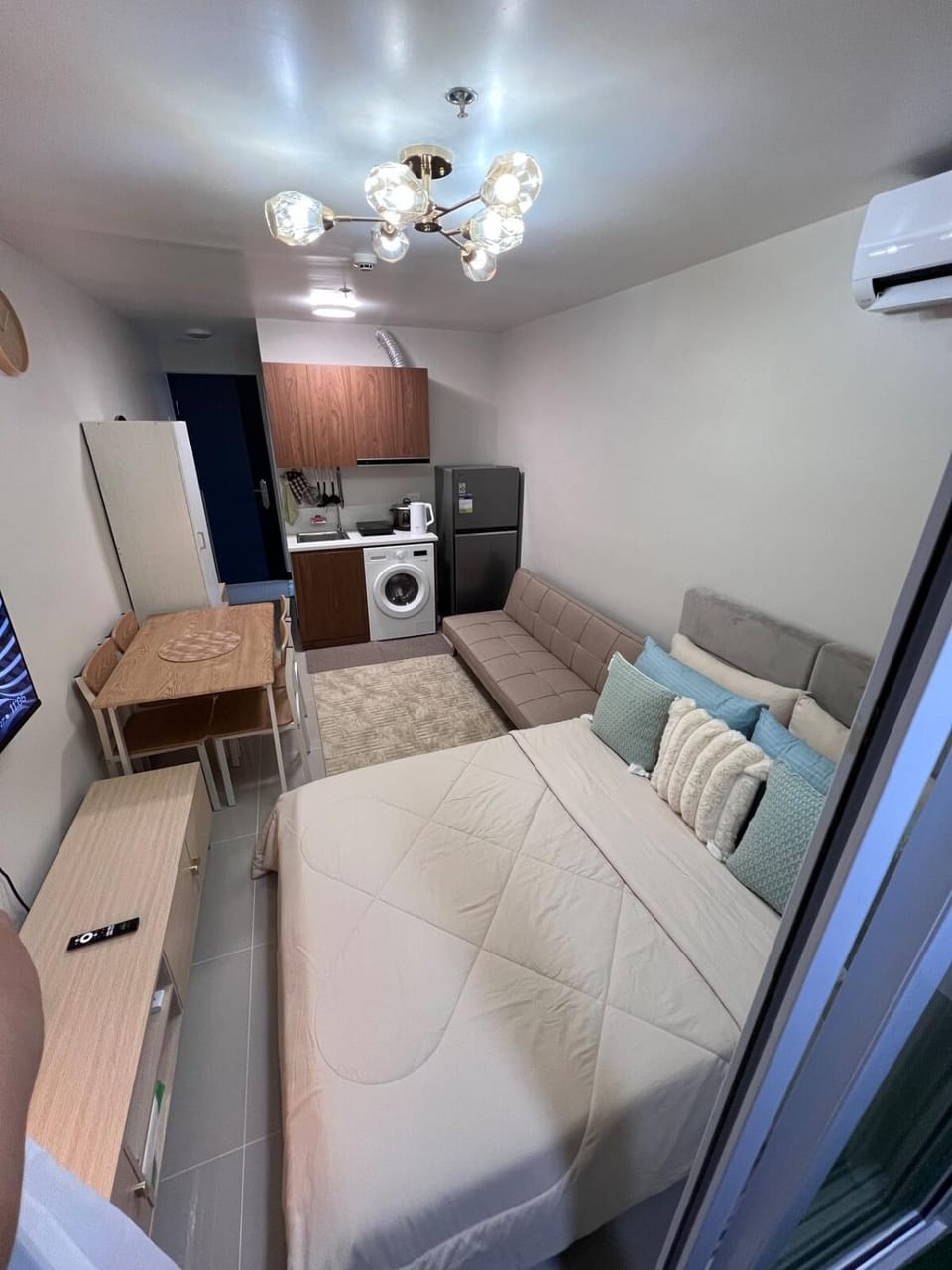 The Purrfect Stay Apartment in Lapu-Lapu City