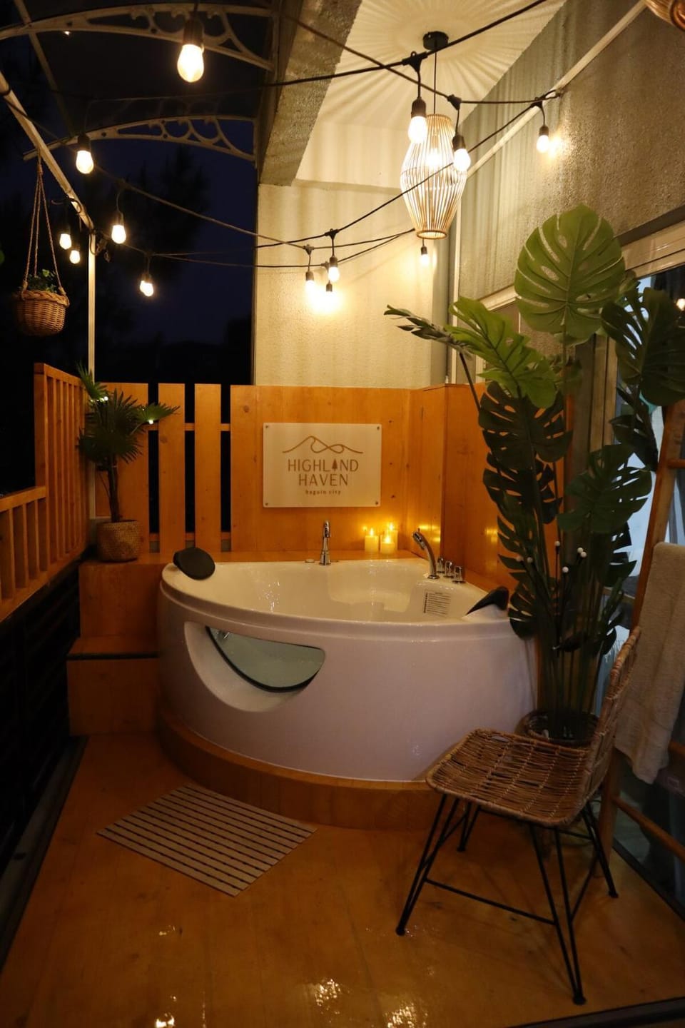Cityview Home with Outdoor Jacuzzi House in Baguio