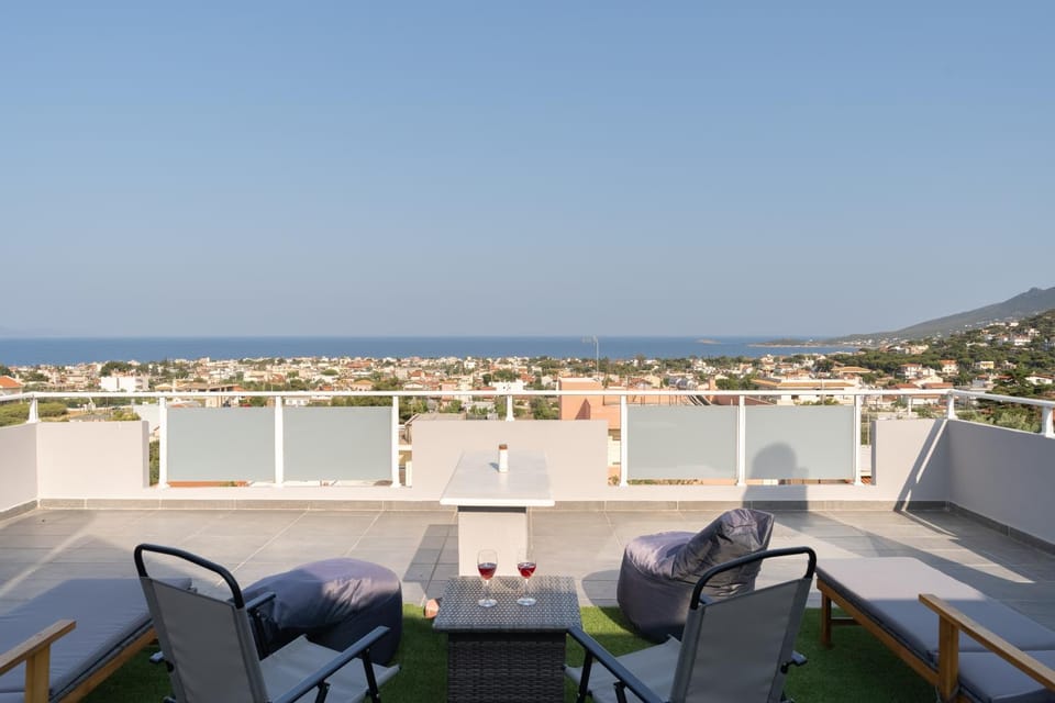 Patio, Day, Natural landscape, View (from property/room), Balcony/Terrace, Living room, Seating area, Mountain view, Sea view