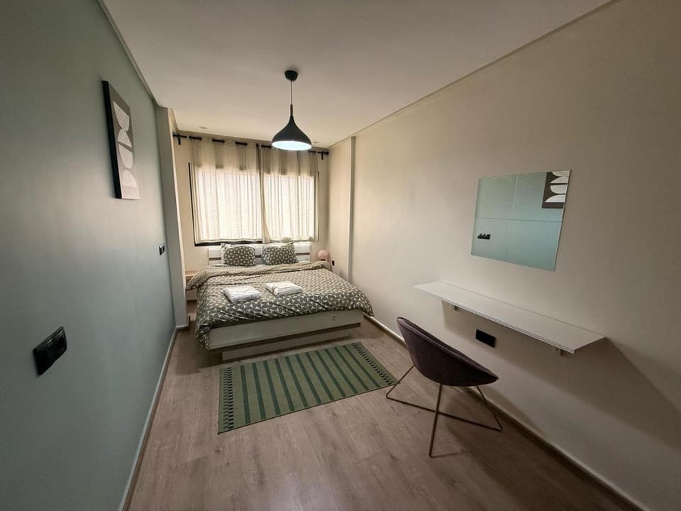 Bed, Photo of the whole room, Bedroom, hair dresser