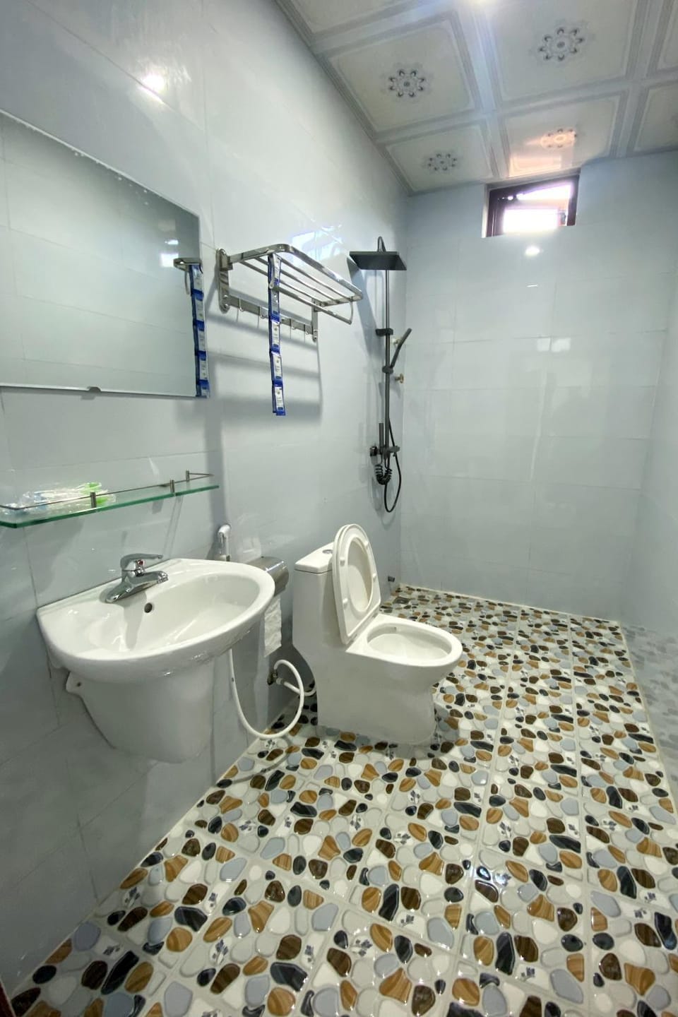 Shower, Toilet, Bathroom