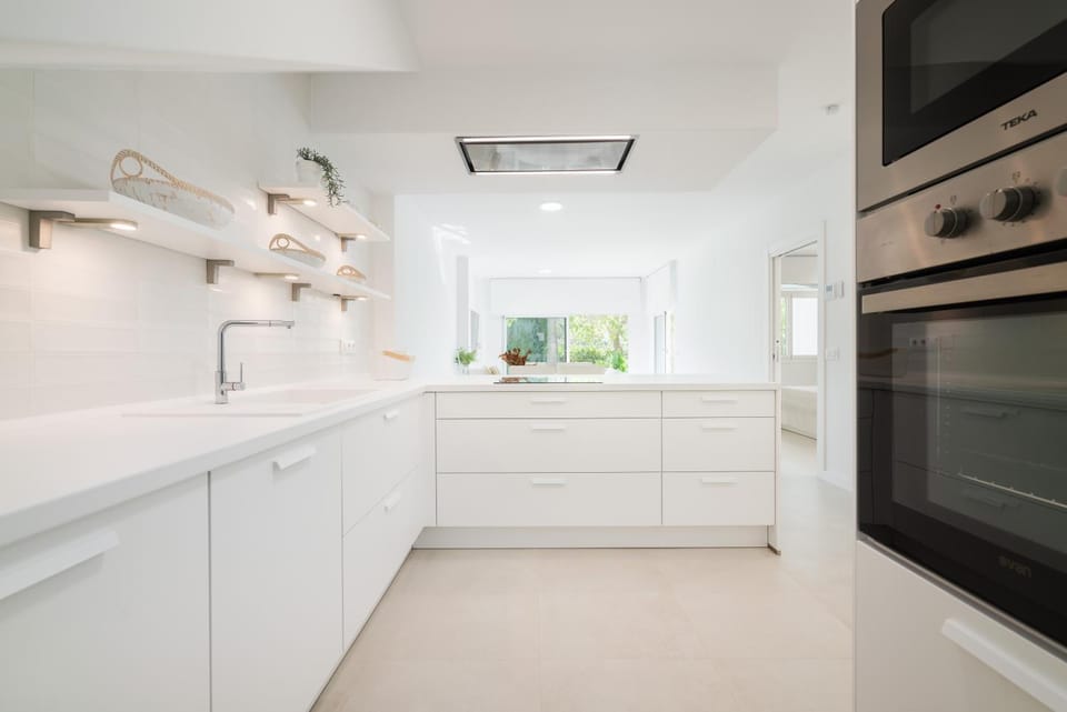 Kitchen or kitchenette, stove