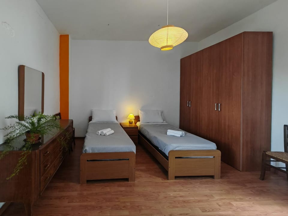 Bed, Bedroom, wardrobe