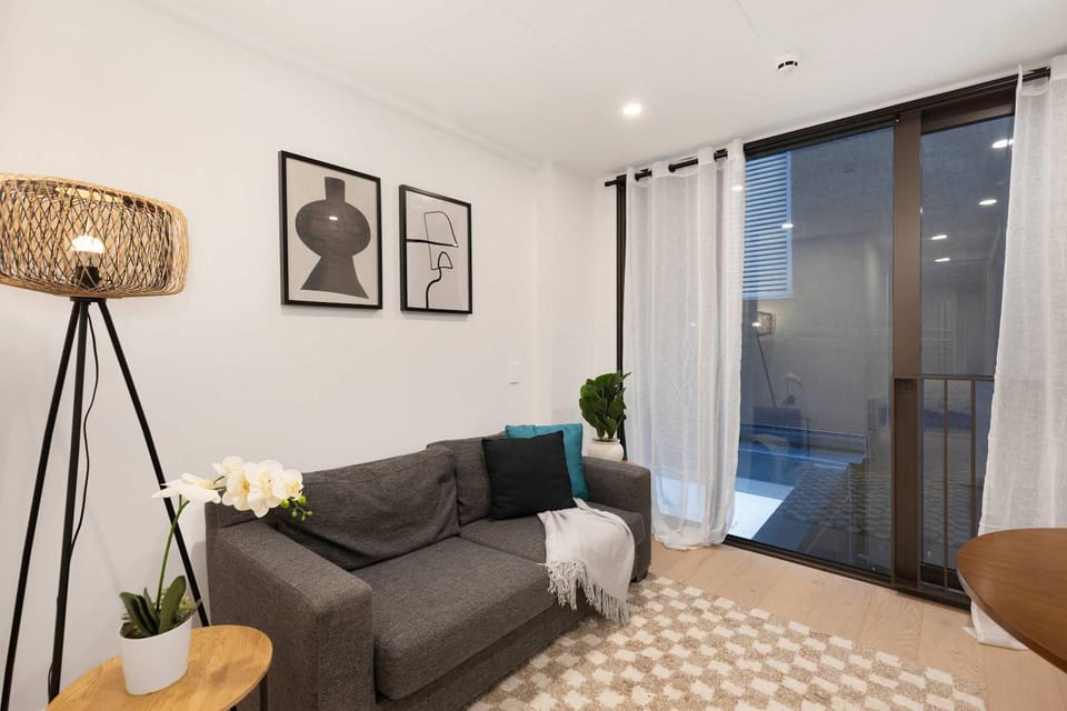 CBD 1BR - Modern Stay with Pool & Gym in Wellington Apartment in Wellington