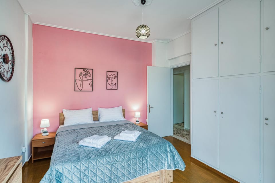 Bed, Photo of the whole room, Bedroom, wardrobe