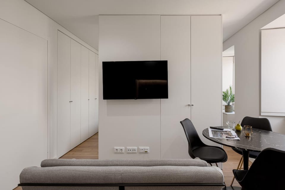 Charm Studio – Lisbon Getaway Apartment in Lisbon
