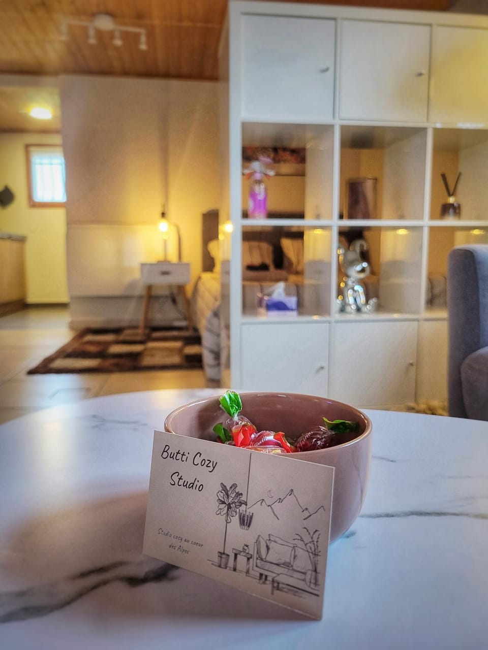 Studio Design 40m2 Calme avec Parking Proche Geneve et Annecy Apartment in Haute-Savoie