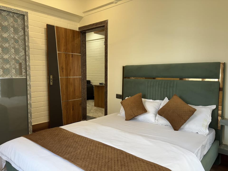 Rishikesh Comfy Stays Apartment in Maharashtra
