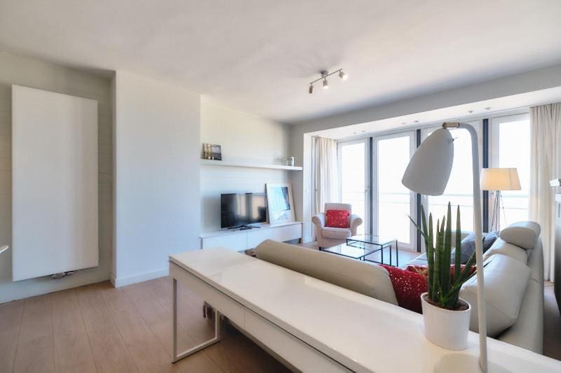 LECOMTE - The Shoreline Collection 4 Apartment in Ostend