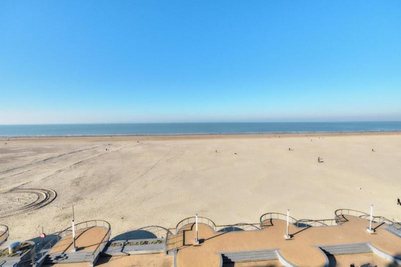 LECOMTE - The Shoreline Collection 4 Apartment in Ostend