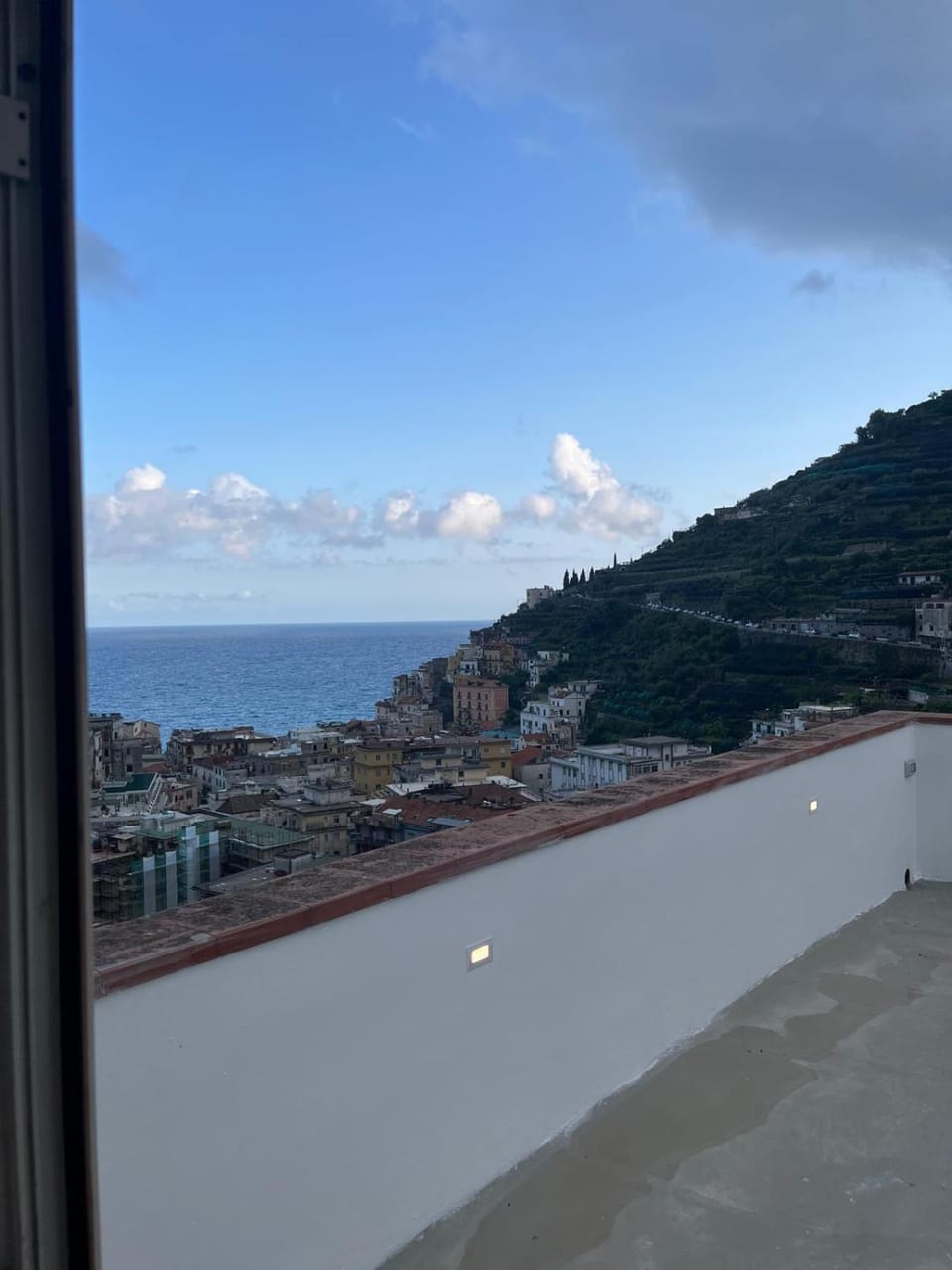 Nearby landmark, Natural landscape, Mountain view, Sea view