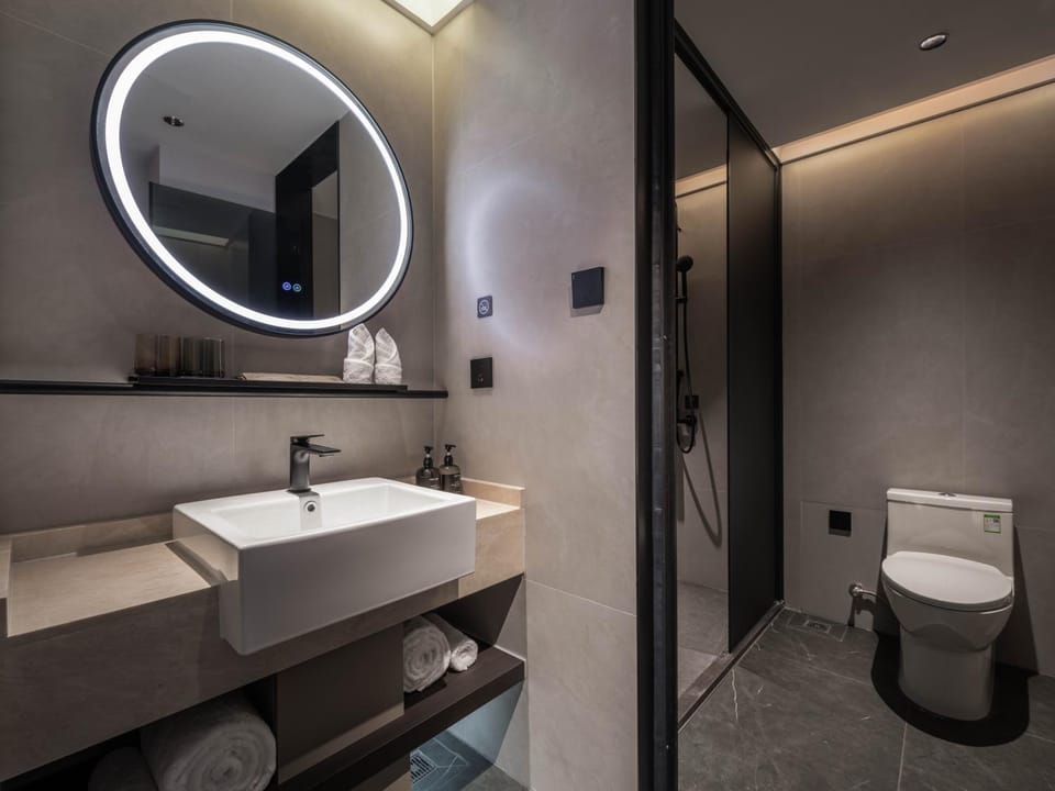 中濠悦际酒店 深圳国际会展中心店 Hotel in Shenzhen