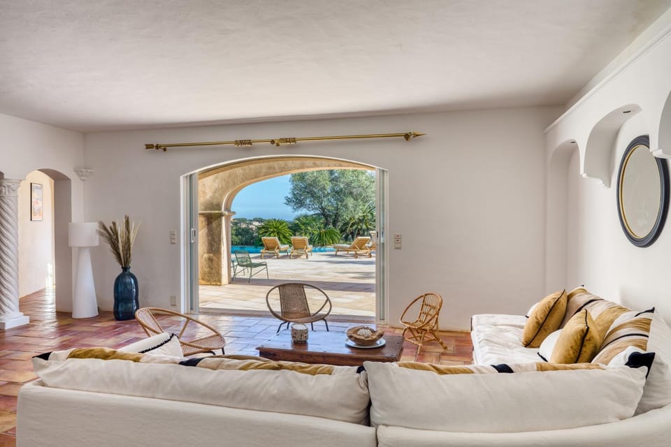 Sainte-Maxime - Villa de standing avec piscine & vue mer Villa in Sainte-Maxime
