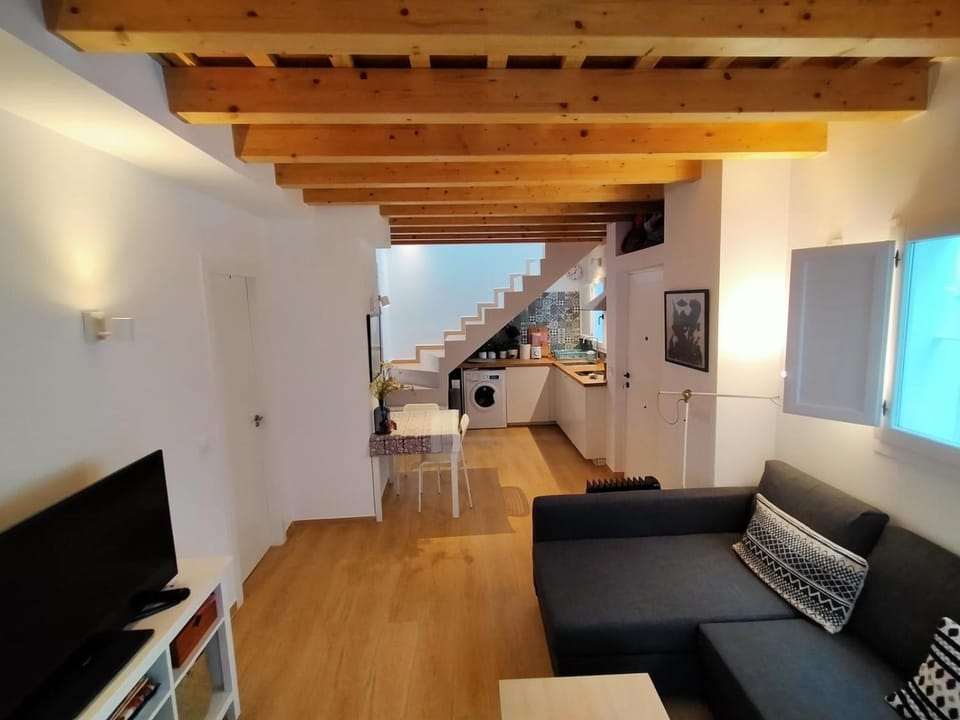 Kitchen or kitchenette, Living room, Dining area